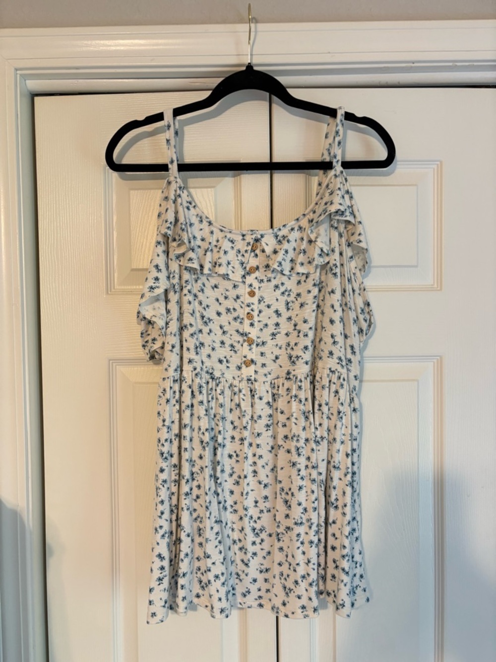 torrid Ivory open shoulder Blouse with Blue Floral Print